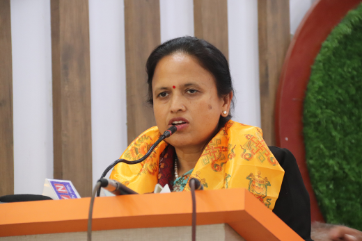 अयोग्य लडाकुलाई आर्थिक सहयोग पहिलाकै निर्णय : मन्त्री शर्मा